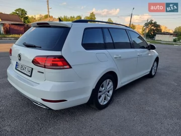 Авто Volkswagen Golf 2019 № 7828240