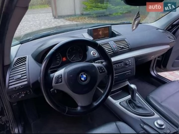 Авто BMW 1 Series 2005 № 7828336