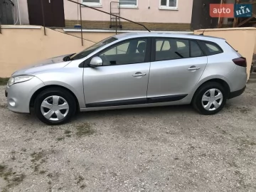Авто Renault Megane 2010 № 7828399