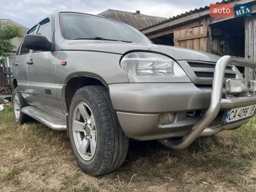 Авто Chevrolet Niva 2007 № 7828615