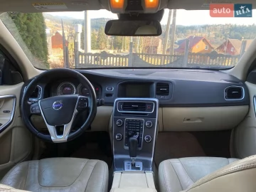 Авто Volvo S60 2012 № 7828736