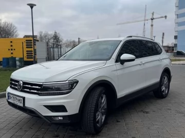 Авто Volkswagen Tiguan 2017 № 7828838