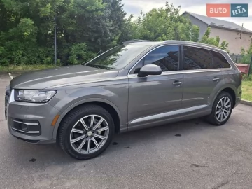 Авто Audi Q7 2017 № 7828857