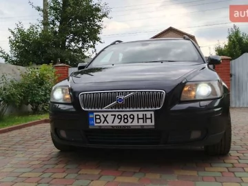 Авто Volvo V50 2004 № 7828967