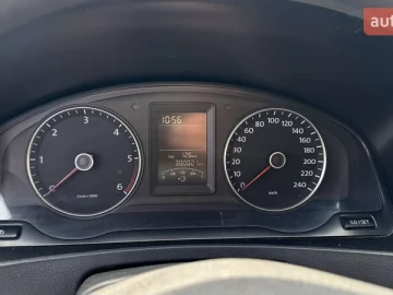 Авто Volkswagen Transporter 2010 № 7829009