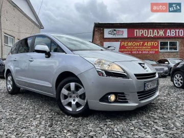 Авто Peugeot 5008 2010 № 7829020
