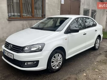 Авто Volkswagen Polo 2017 № 7829045