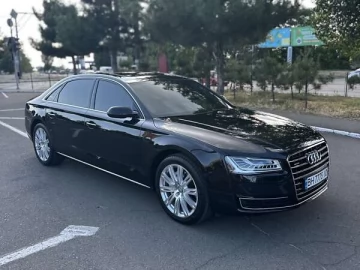 Авто Audi A8 2017 № 7829149