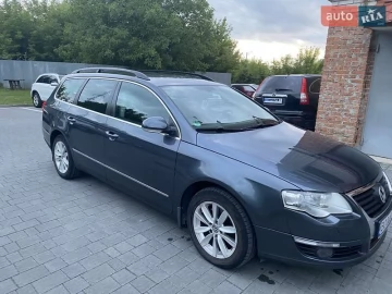 Авто Volkswagen Passat 2010 № 7829297