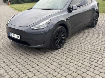 Авто Tesla Model Y 2021 № 7829378