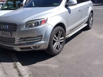 Авто Audi Q7 2006 № 7829398
