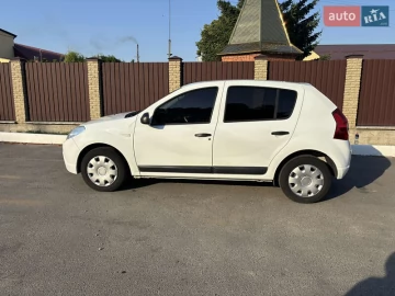 Авто Dacia Sandero 2012 № 7829439