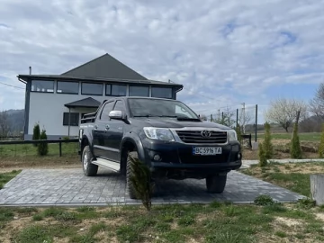 Авто Toyota Hilux 2013 № 7829443