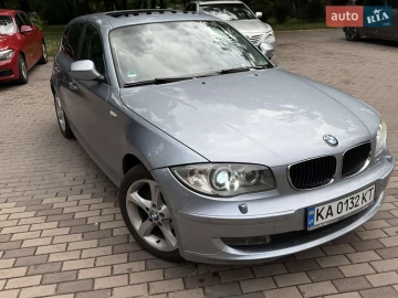 Авто BMW 1 Series 2010 № 7829511