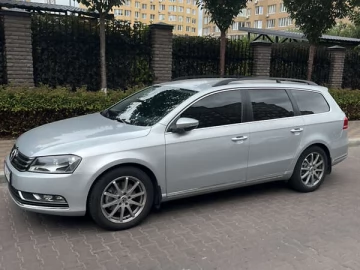 Авто Volkswagen Passat 2013 № 7829765