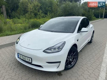 Авто Tesla Model 3 2021 № 7829903