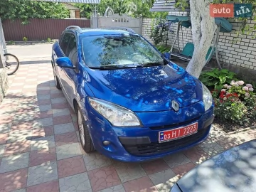 Авто Renault Megane 2010 № 7829952