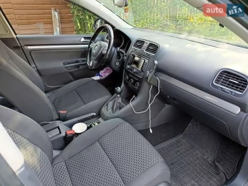Авто Volkswagen Golf 2011 № 7830086