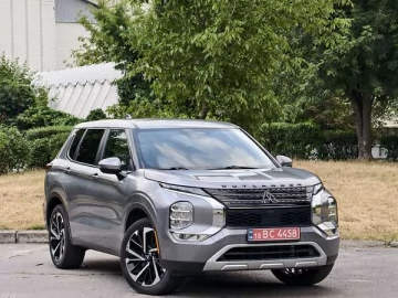 Авто Mitsubishi Outlander 2021 № 7830157
