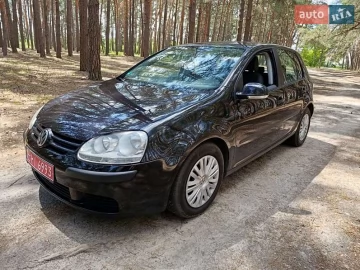 Авто Volkswagen Golf 2004 № 7830206