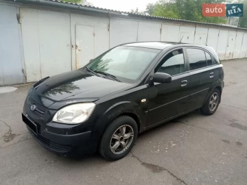 Авто KIA Rio 2005 № 7830337