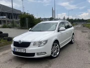 Авто Skoda Superb 2010 № 7830419