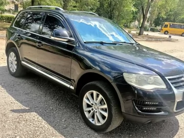 Авто Volkswagen Touareg 2008 № 7830439