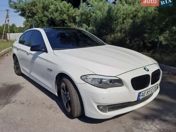 Авто BMW 5 Series 2010 № 7830456