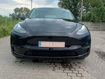 Авто Tesla Model Y 2023 № 7830510