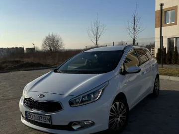 Авто KIA Ceed 2014 № 7830627