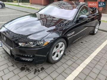 Авто Jaguar Xe 2016 № 7830634