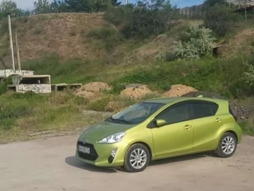Авто Toyota Aqua 2015 № 7830639