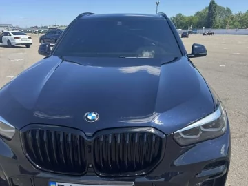 Авто BMW X5 2021 № 7830698
