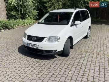 Авто Volkswagen Touran 2006 № 7830915