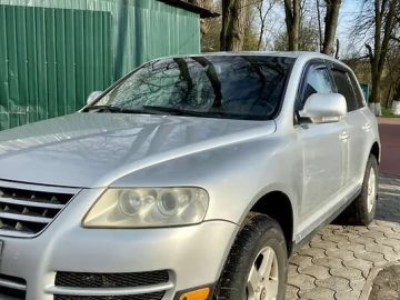 Авто Volkswagen Touareg 2004 № 7830956
