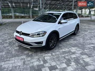 Авто Volkswagen Golf Alltrack 2018 № 7831008