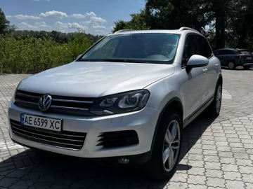 Авто Volkswagen Touareg 2011 № 7831015