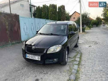 Авто Skoda Roomster 2008 № 7831093
