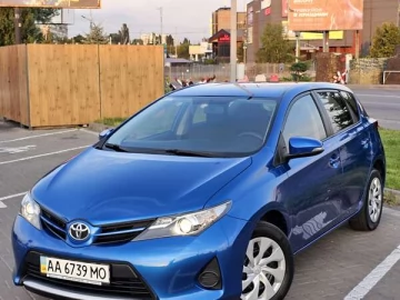 Авто Toyota Auris 2013 № 7831294