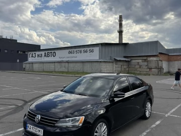 Авто Volkswagen Jetta 2015 № 7831427