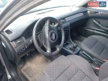 Авто Audi A6 2000 № 7831489