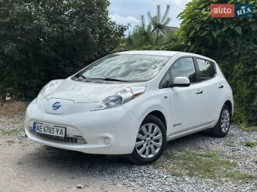 Авто Nissan Leaf 2015 № 7831520