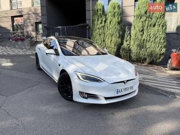 Авто Tesla Model S 2017 № 7831594