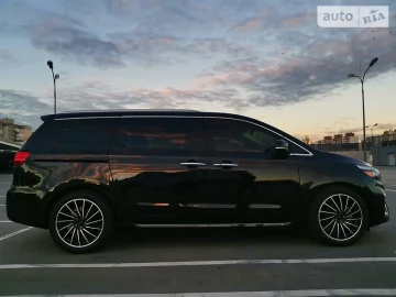 Авто KIA Sedona 2017 № 7831596