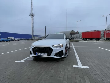 Авто Audi A4 2022 № 7831611