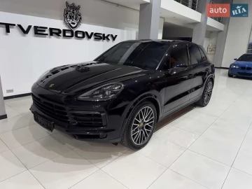 Авто Porsche Cayenne 2019 № 7831617