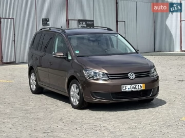 Авто Volkswagen Touran 2011 № 7831929