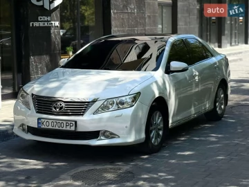 Авто Toyota Camry 2012 № 7831948