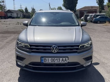 Авто Volkswagen Tiguan 2017 № 7832002