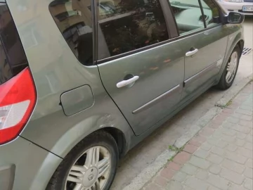 Авто Renault Scenic 2005 № 7832059